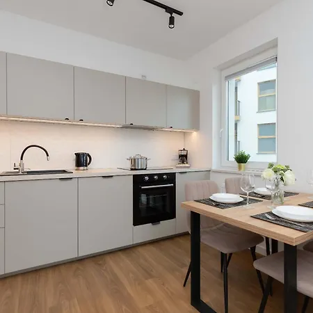 公寓 Family In With Parking And Playground By Renters